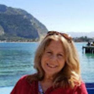 Meet your Posher, Elaine